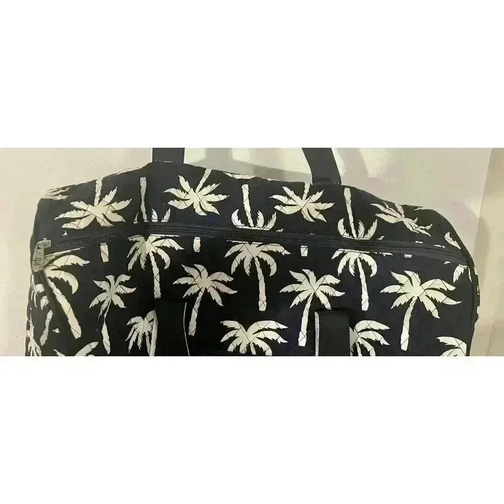 NGIL Quilted Palm Tree Travel Duffel Bag Blue White 21” L x 10‎ 1/4” H x 10” W